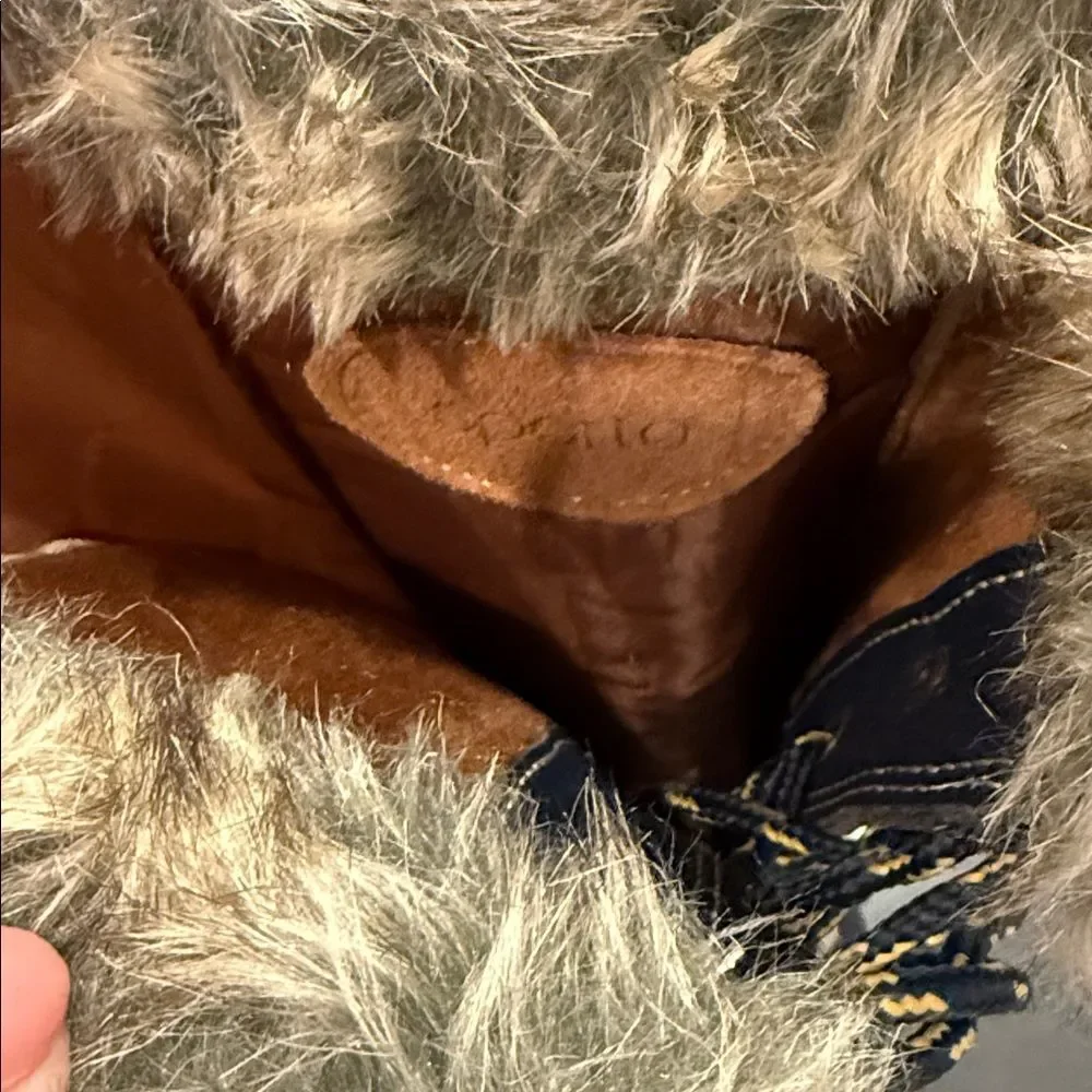 Sporto Navy and Tan Winter Boots with suede and faux fur
